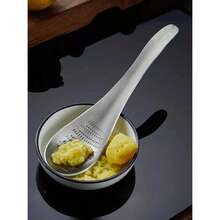 1pc Stainless Steel Ginger Grater, Garlic Crusher, Lemon Zester, Ergonomic Manual Kitchen Masher, Suitable For Fresh Spices, Restaurant Kitchen Tools, Food Trucks - Silver - View 7