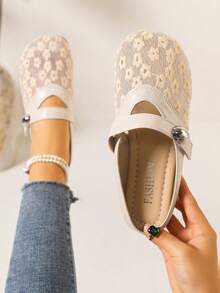 2025新款蕾丝网面透气一脚蹬穆勒鞋，法式玛丽珍慵懒风女鞋 - 米色 - 查看 1