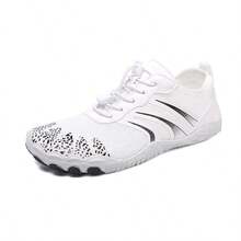 女士速干水鞋 - 男女通用透气赤足五指水鞋,舒适轻便防割水运动鞋,适合室内健身、举重、瑜伽以及沙滩、游泳、冲浪、徒步等户外活动 - 全鞋底包裹,系带设计,四季皆宜,是海滩度假爱好者的理想之选 - 可选颜色:黑色/灰色/白色/卡其色 - 白色 - 查看 21