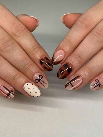 24pcs Short Oval Leopard Print Nails, Star Nails, Striped Nails, And Polka Dot Nails Design French Acrylic Press On Nails Short Perfect Fit False Nail Set, Include: 1pc Jelly Glue And 1pc Nail File, Brown Nails Make Your Fingertips Shine And Beautiful,Very Suitable For Parties, Dancing And Daily Use