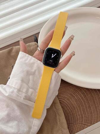 Minimalist Silicone Solid Color Magnetic Clasp Watch Band, Adjustable Unisex Replacement Strap Suitable For Apple Watch Series 10/9/8/7/6/5/4/3, 49mm/46mm/44mm/42mm/40mm/38mm
