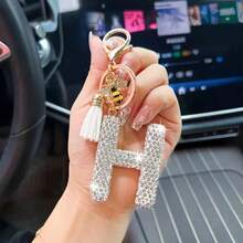 Llavero con letra blanca, accesorio brillante y lindo para mochila y llave de coche, cordón para mujeres y niñas - Plateado - Ver 16