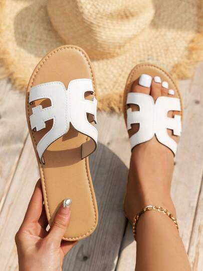 女士白色镂空平底凉鞋，轻便休闲波西米亚风沙滩拖鞋，夏季必备