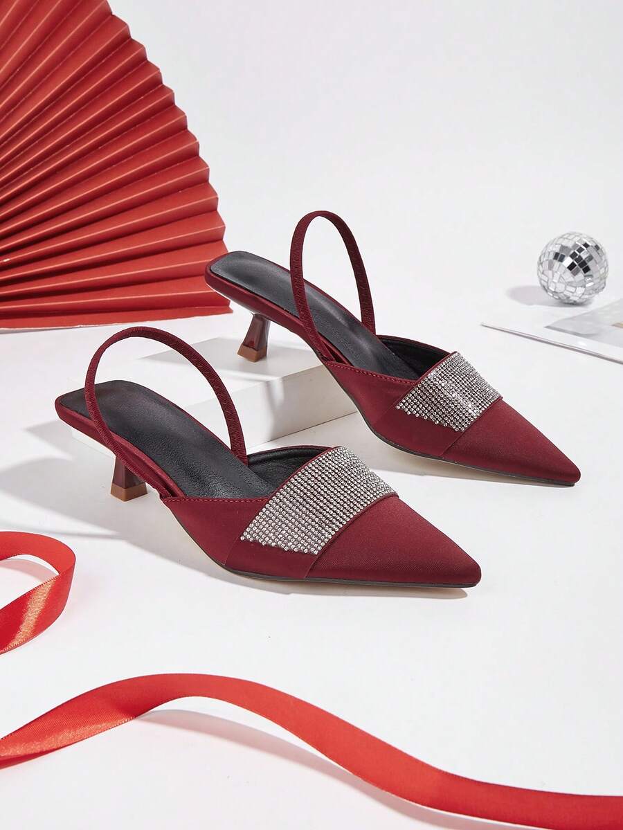 女士镶钻饰带优雅尖头露跟猫跟派对高跟鞋，酒红色