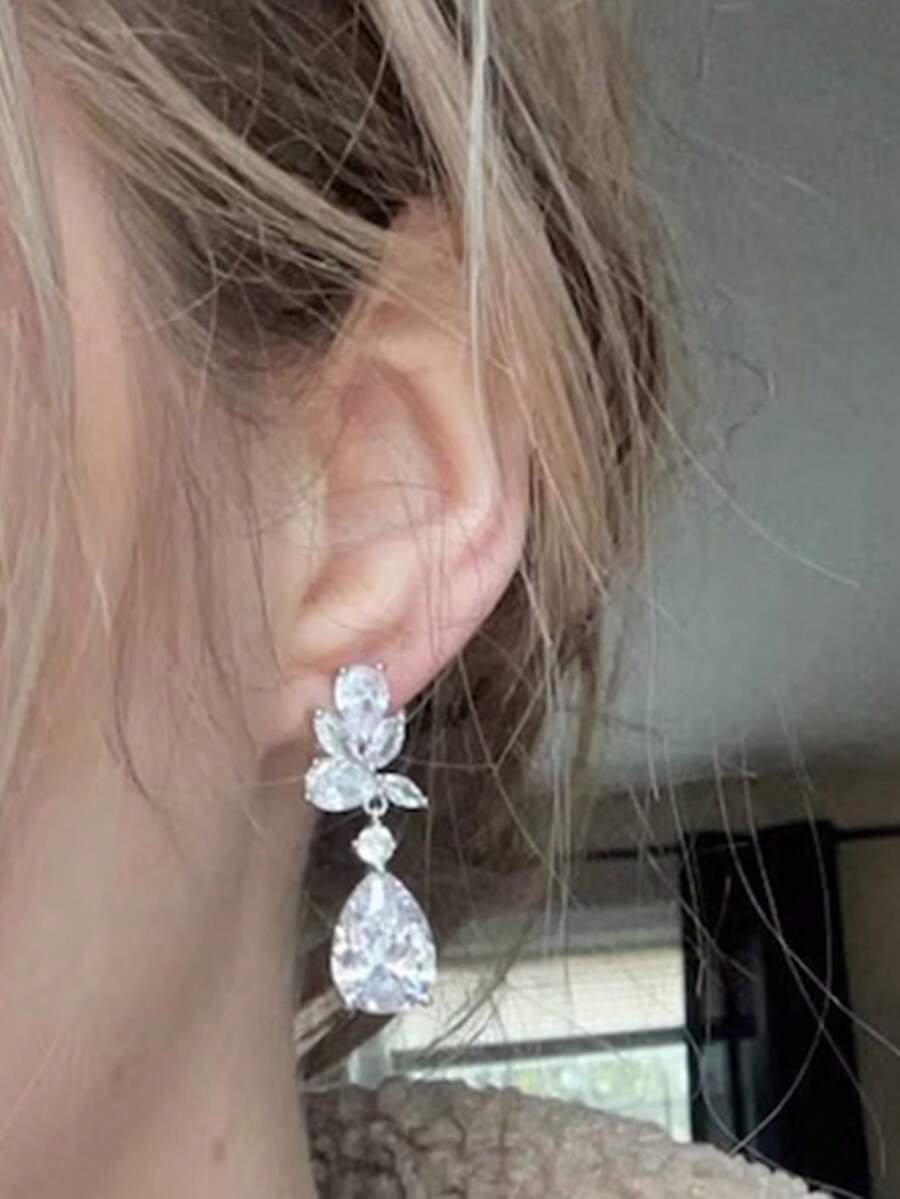 Nooxian 一对梨形立方氧化锆新娘耳环，闪亮夺目的女士婚礼首饰 - 銀色 - 查看 1