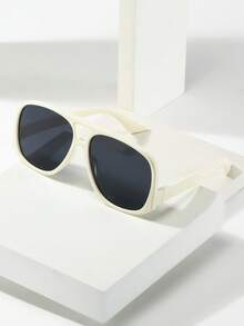 Beige Frame Gray Piece