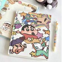 CRAYON SHINCHAN 日式蜡笔小新A5硬面笔记本，可爱又实用的卡通手账本，学生彩色内页笔记本。多种款式可选。适合学生和教师作为学习和办公文具使用。 - 彩色 - 查看 9