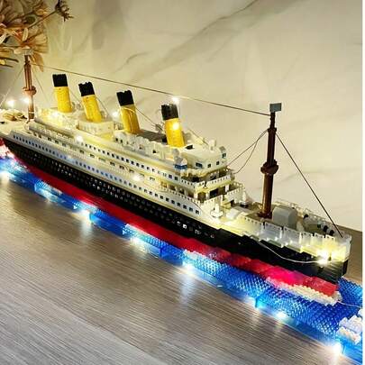 Bloque modelo de crucero de decoración navideña DIY, juego de construcción de rompecabezas de micro-ladrillos, figura decorativa, regalo para Navidad, Pascua, cumpleaños, invierno. Bloques de colores, bloques de construcción, juguetes para niños, rompecabezas, regalo para niños, mini bloques de construcción, regalo de Navidad para niños, juguetes para niños, bloques de construcción