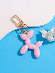 1个银色星星气球小狗钥匙扣 - 时尚手提包、背包和钱包配饰，配有心形吊坠和可调节扣环，可作包包挂饰钥匙圈、汽车钥匙链，是送给女性的独特礼物，适合生日和节日。