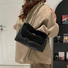 复古大容量链条单肩包，女士翻盖斜挎包，美观的腋下包，适合工作、通勤和约会，非常适合少女和女士 - 黑色 - 查看 6