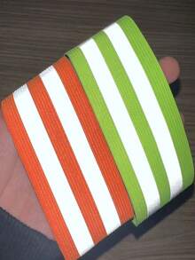 1条高可见度、高弹力银色反光带，双条纹安全警示布，每条尺寸为2英寸宽 x 13.8英尺长。适合夜间出行时绑腿或绑臂。 - 彩色 - 查看 11