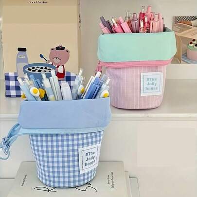 马卡龙撞色折叠笔袋 - 时尚耐用，大容量便携文具盒，适合桌面或办公室使用。送给朋友、家人和女朋友的完美礼物，圣诞家居装饰，男女皆宜的最佳圣诞礼物。