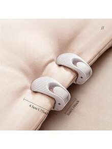 4个白色床单夹，装饰收纳夹，安全牢固，方便耐用，贝壳形床单固定夹，隐形床品配件，适用于厚床垫/家用/酒店床上用品保养