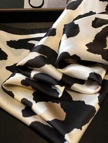 1pc Vintage And Fashionable Leopard Print Animal Print Satin Square Scarf Headband Bandana, Versatile Women's Silk Imitation Scarf Shawl For Tourism, Vacation, Leisure, And Leisure,Head Scarf, Daily Commuting Small Collar, Fashionable Handbag Decoration Bag Ribbon, Holiday Gift For Mothers And Elders - 1pcs - 查看 4