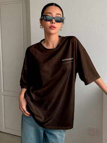 T-Shirt With "Perseverance" Print Lettering. Minimalist, Casual, Modern, Sophisticated, Simple, Basic, Summer, Oversized. - Rust Brown - View 4