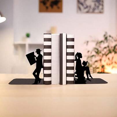 一对/两件装 - 金属情侣书挡 - 时尚书架装饰 - 办公室或家用书籍支架 - 家居办公收纳 - 书房艺术装饰 - 送给读者的独特礼物，书籍装饰，咖啡桌书籍装饰，复古书籍，情侣书籍配件，图书馆装饰，迷你书架，家居装饰书籍，书籍收纳盒，经典设计，粉末涂层表面