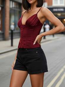 Ladies' Summer Casual Vest, Deep V-Neck, Paired With Thin Camisole Shoulder Straps, With A Cross Strap Structure On The Back. Breathable Fabric, Comfortable To Wear. Suitable For Daily Leisure, Dates, Gatherings, Shopping, Travel, Vacations, Outings, And Other Occasions. - 紅色 - 查看 4