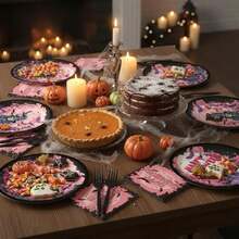 96 piezas platos y servilletas de Halloween, decoración de fiesta de zombi, vajilla para fiesta de Halloween, platos de papel para 24 (Rosa) - Rosa - Ver 4