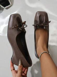 女士方头休闲鞋，隐形坡跟，棕色，适合日常通勤 - 棕色 - 查看 3