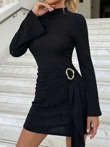 Waist-Cinched Minimalist Flare Sleeve Bodycon Cinched Waist Dress(YY1139) - Black - View 3