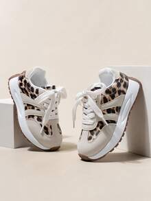 1 Pair Fashionable Leopard Print Color Block Decorative Non-Slip Casual Sports Shoes For Kids - Brown - View 14