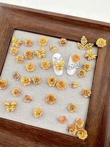 20pcs/Pack Mixed Metallic Shiny 3D Soft Flower Nail Art Decorations, Resin Nail Jewelry Accessories - Gold - View 3