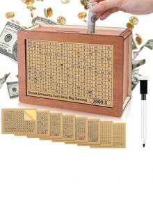 1个木制小猪存钱罐 - 配有8个可替换的储蓄目标贴纸，可用于存放现金和硬币，适合情侣储蓄挑战，装饰性小猪存钱罐，是节日、情人节、圣诞节的绝佳礼物。