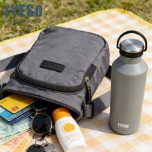 TYESO Crossbody Water Bottle Bag In Three Sizes With Cell Phone And Key Pocket, Adjustable Strap, 1 Piece Portable Water Bottle Holder For Casual Outdoor Use With Shoulder Strap, Accommodates 32oz Bottles, Water Bottle Holder Bag With Phone Pocket, Water Bottle Pouch With Crossbody Strap For Hiking, Trail, Travel, Camping (Water Bottle Not Included, Random Letter On Bag Surface), Back To School Supplies - 灰色的 - 查看 1