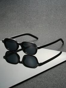 1pc Classic Fashion Rectangular Frame Glasses With Rivet Design, Classic Black Frame And Fresh Transparent Blue, Lightweight Material, Face-Flattering Design, Fashionable Men's Glasses Suitable For Street Style, Commuting, Beach, Party And Other Occasions - Multicolor - View 2