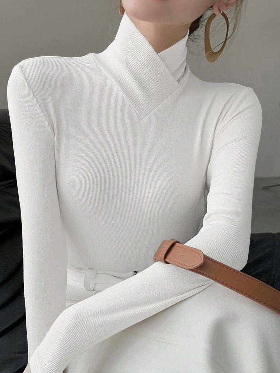 Áo lót nữ màu trơn dệt kim cổ chéo, thích hợp mặc công sở, mẫu mới mùa xuân, màu trắng thường ngày.