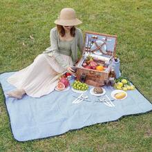 Cesta de picnic para 4 cestas de picnic aadas con correa para el hombro cesta de picnic con manta impermeable cesta de mimbre hecha a mano para exteriores gran regalo para Acción de Gracias - Azul y Blanco a cuadros - Ver 4