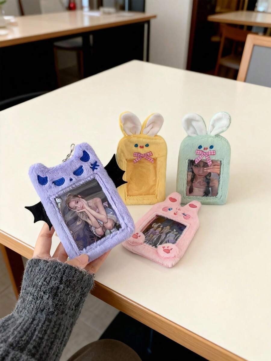1个卡通毛绒卡套，儿童学校/幼儿园/公交/餐卡保护套，带吊坠 - 彩色 - 查看 1