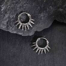 Pendientes de aro de acero inoxidable estilo punk con remaches color acero - EH-820S02-1 - Ver 3