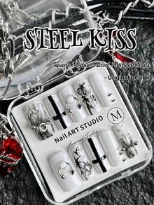 10片装手工朋克风亚克力美甲套装，包含短方形美甲片、黑色美甲片、可爱白色透明美甲片、撕裂设计美甲片和法式美甲片。完美融合十字架和星星元素，打造独具一格的朋克女孩风格。 - 彩色 - 查看 23