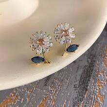 Seaside Vacation Style Pearl White Flower Earrings Light Luxury Niche Design Sense Stud Earrings Wedding Bridal Jewelry - 31#E6505 Silver Needle - Gold - View 10