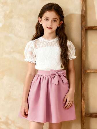 Conjunto de estilo princesa para niñas preadolescentes, conjunto elegante de verano: Blusa de cuello redondo con mangas abullonadas de encaje blanco + Falda rosa de cintura alta con lazo decorativo, 2 piezas, tela suave y transpirable, adecuado para fiesta de cumpleaños, recital de piano, uso diario, dulce y elegante, talla para niñas mayores