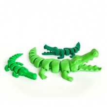 3D-Printed Small Crocodile Toy Ornament - One-Piece Movable Joints, Fun Fidget Trinket For Stress Relief - Multicolor - View 6