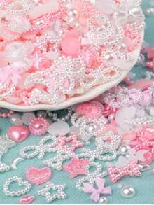 1000颗3D立体多形状美甲饰品和平底珍珠，粉色混合款式，心形、星星、蝴蝶结、向日葵美甲装饰