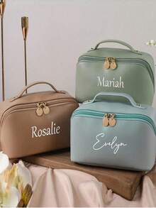 可定制金色金属化妆包，可个性化定制生日花朵图案或姓名，适用于婚礼、新娘送礼会、生日等场合，优雅混色设计，伴娘礼物，婚礼配饰，精致配饰，高品质工艺，伴娘礼物，时尚配饰，优质材料，新娘派对