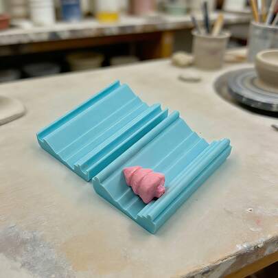 Creative Blue Soft Clay Bead Roller Three-Dimensional Hand-Rolled Round Mold Handmade Clay Tree Snowman Ball Bead Positioning Punch With Container DIY Hand-Made Tools Essential Tools For Pottery, Suitable For Jewelry Crafts