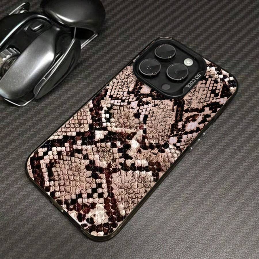 1pcs Snake Skin Pattern Phone Case Compatible with Apple Phone 17ProMax 16 15 14 13 12 11ProMax Pro Xs Max XS X 7plus 8plus Galaxy S21 S22 S23 S24 S25 Ultra Silicone Shock Proof Vintage Light Luxury Style Fashion Stunning Can Be Given To Friends or Yourself - Negro - Ver 1