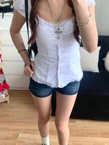 Women Button Down Lace Top V Neck Ruffle Low Cut Cap Sleeved Babydoll Cute Shirt Slim Fit Coquette Blouse - trắng - Xem 8