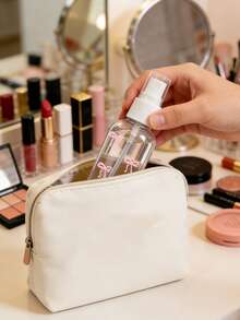 可重复使用的便携式喷雾瓶，饰有蝴蝶结和心形图案 - 适用于精油、香水、乳液、头发造型、清洁、植物浇水、面部喷雾、卸妆、发胶以及持续喷洒。非常适合旅行和出差。 - 彩色 - 查看 4