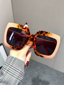 1 Pair Women's Square Wide-Brim Colorblock Fashion Glasses, Fashionable For Runway, Street Style, Beach, Party - Multicolor - View 3