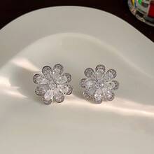 Seaside Vacation Style Pearl White Flower Earrings Light Luxury Niche Design Sense Stud Earrings Wedding Bridal Jewelry - 31#E6505 Silver Needle - Gold - View 41