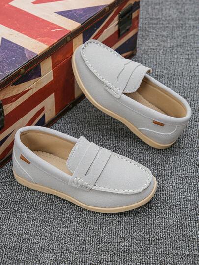 زوج من الحذاء اللوفر الكاجوال للارتداء اليومي، مقاس أصغر قليلاً، أحذية مسطحة قابلة للتنفس ومانعة للانزلاق للرجال والنساء والأطفال، مناسبة للربيع والخريف