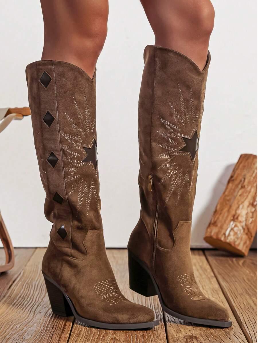Stivali western con punta affusolata e tacco chunky, con ricamo simmetrico, nuovi stivali alla caviglia e stivaletti in pelle invernali con slip-on - olive - Visualizzare 1