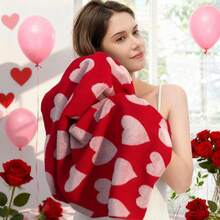 1pc Valentine's Day Theme Rectangular Bath Towel, Towel, Super Soft, Quick Dry, Geometric Pattern, Modern Style, Customizable Letter, Knitted Fabric, Hand Wash Only, Suitable For Kitchen, Bathroom, Home, Holiday Gift