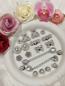 20pcs/Set New Fashion Original Heart Chain Pearl Cute Diamond Bear Series DIY Hole Shoes Decorative Accessories - Diamond Pentagram, Bow, Large Pearl, Detachable Shoe Buckle Accessories, Cute ABS Plastic Pearl Hole Shoes Buckle For Beach, Home, Outdoor, Summer - Ginger - View 3