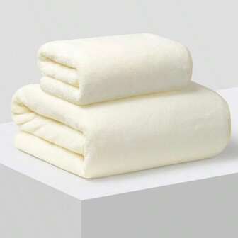 2/4件套（浴巾70*140cm + 手巾34*75cm）珊瑚绒纯色柔软吸水不掉毛，男女通用，适合成人居家使用，情侣毛巾套装，速干，可用于沐浴、洗头、洗手，适用于浴室、酒店、健身房、户外旅行、派对、节日礼物、海滩、沙龙、水疗中心、学校、返校季、旅行、旅行必备、家居用品、毛巾